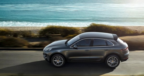 Porsche-Macan_2015_1024x768_wallpaper_06