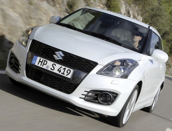 Suzuki-Swift_Sport_2012_1024x768_wallpaper_16