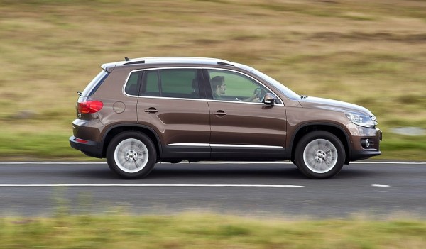 Volkswagen-Tiguan_2012_1600x1200_wallpaper_1f