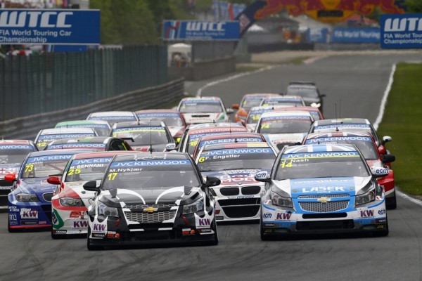 WTCC Start_Race1_Aut12