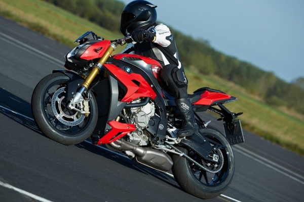 bmw-s1000r-11