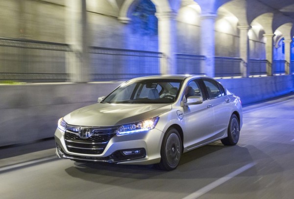 honda_accord_phev_15_1920x1080