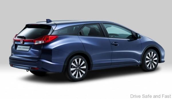 honda_civic_tourer_1