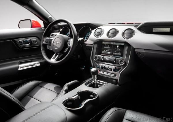 Ford-Mustang_GT_2015_1024x768_wallpaper_2e