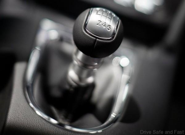 Ford-Mustang_GT_2015_1024x768_wallpaper_36