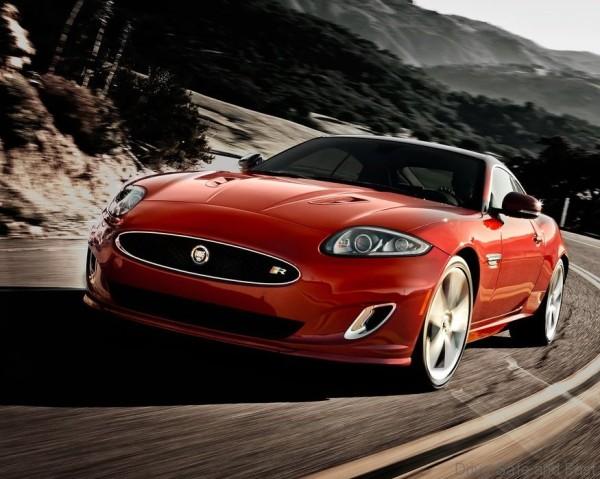 Jaguar-XKR_2012_1024x768_wallpaper_01