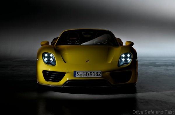 Porsche-918_Spyder_2015_1024x768_wallpaper_0f