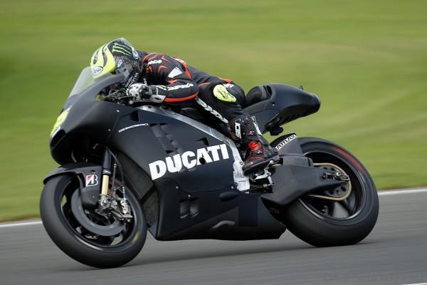 cal-crutchlow-testing-his-new-ducati-photo-gallery-720p-14