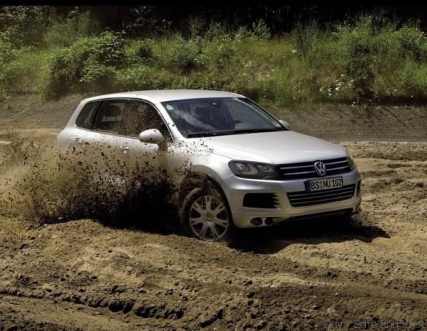2011_volkswagen_touareg_36_1024x768