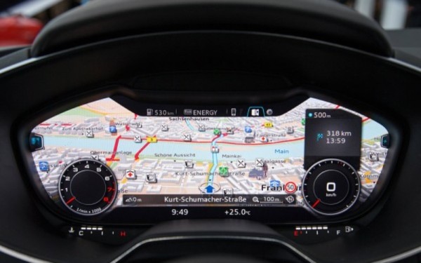 Audi-TT-Mk3-MQB-Interior-CES-2014-282-600x399