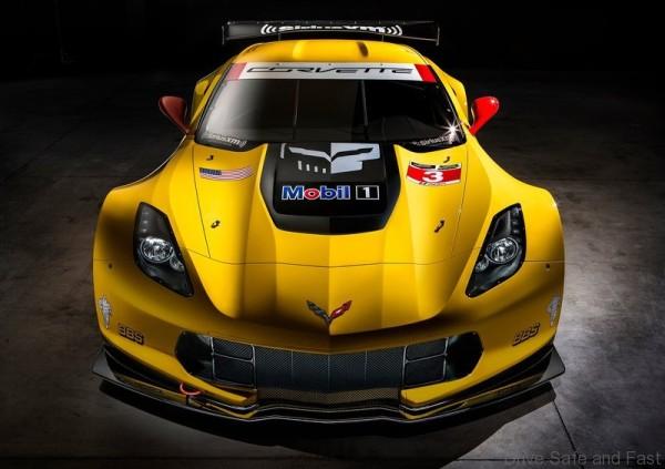 Chevrolet-Corvette_C7_R_2015_800x600_wallpaper_04