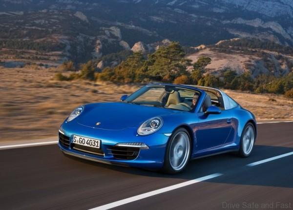 Porsche-911_Targa_2015_800x600_wallpaper_01