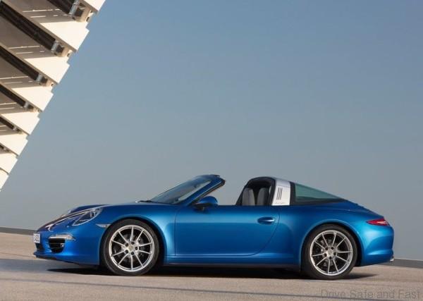 Porsche-911_Targa_2015_800x600_wallpaper_04