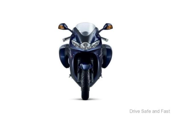 Triumph-Sprint-GT-04