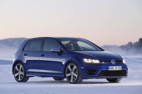 VW_Golf_R_Icedrive_014
