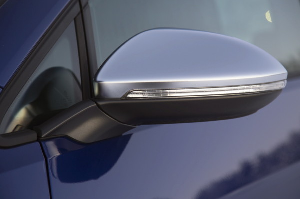 VW_Golf_R_Icedrive_098