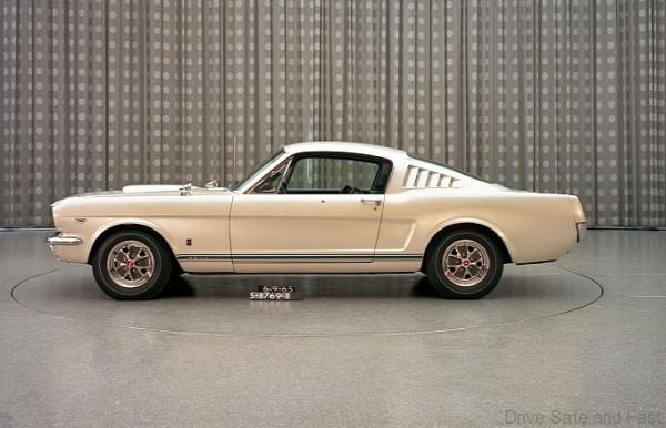 ford1964-mustang_4