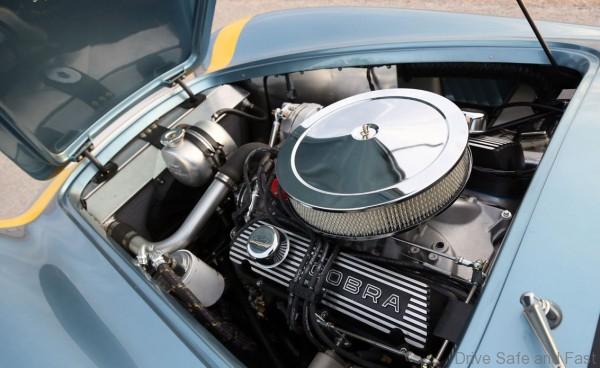 shelby_cobra_engine1