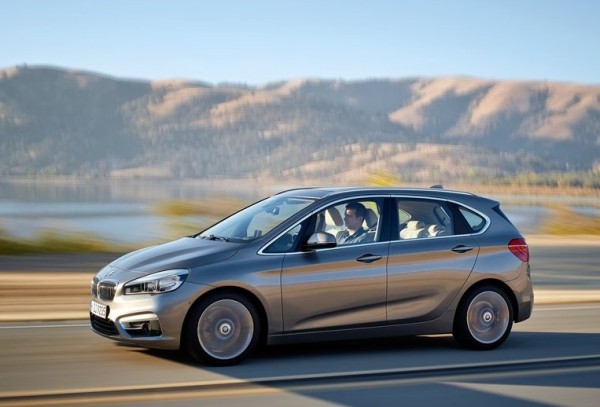 BMW-2-Series_Active_Tourer_2015_800x600_wallpaper_09
