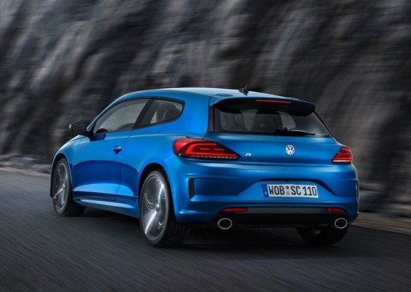 Volkswagen-Scirocco_R_2015_800x600_wallpaper_08