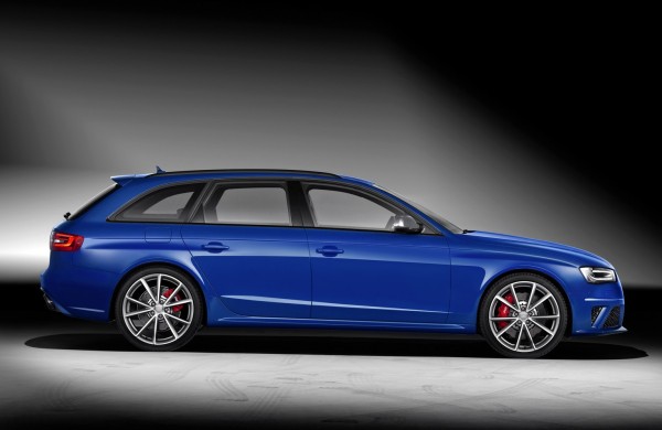 audi_rs4_avant_nogaro_selection_2_1600x1200