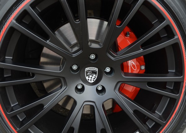 lumma_range_rover_clr_r_10_1600x1200