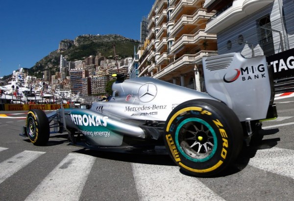 pirelli-extends-contract_l