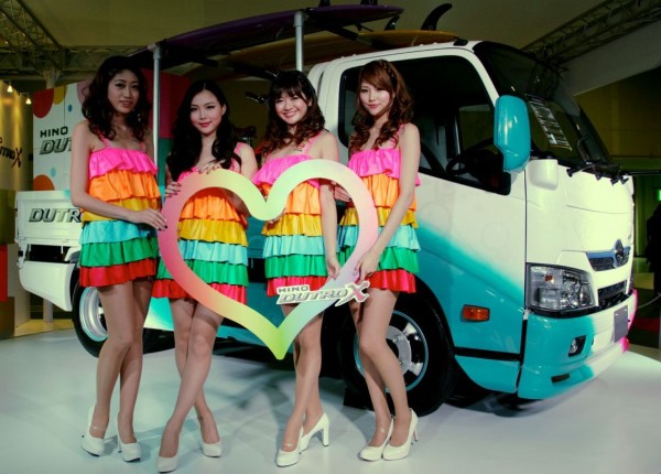 Osaka_Auto_Messe_2014_camgal_10