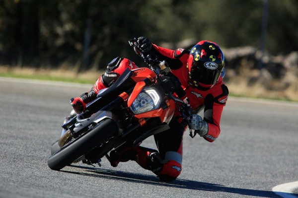 ktm-1290-super-duke-r1