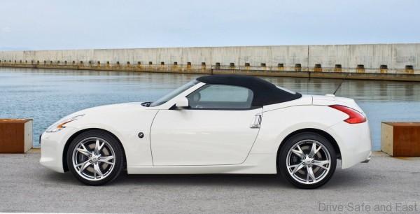 Nissan-370Z_Roadster_1