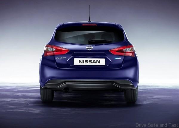 Nissan-Pulsar_2015_1280x960_wallpaper_05
