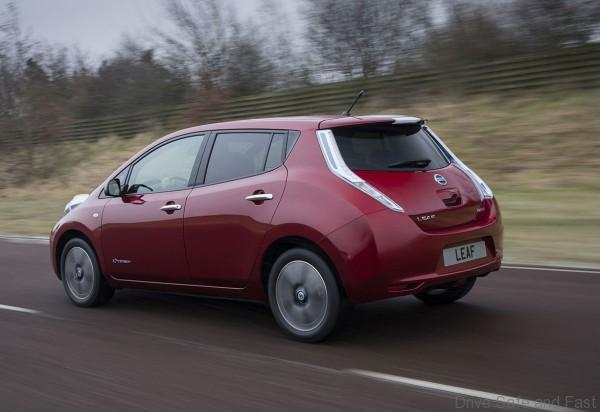 nissan_leaf_2014c