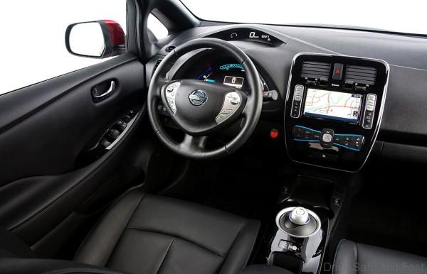nissan_leaf_2014d