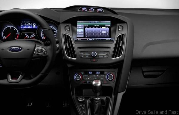 Ford-Focus-ST_6