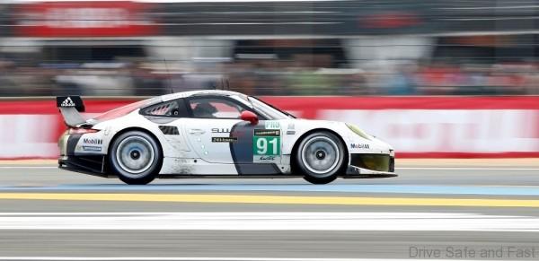 Porsche 911 RSR, Porsche AG Team Manthey: Joerg Bergmeister, Timo Bernhard, Patrick Pilet