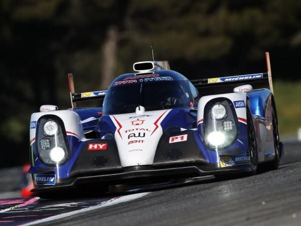 Toyota_TS040_Hybrid_Le_Mans_1