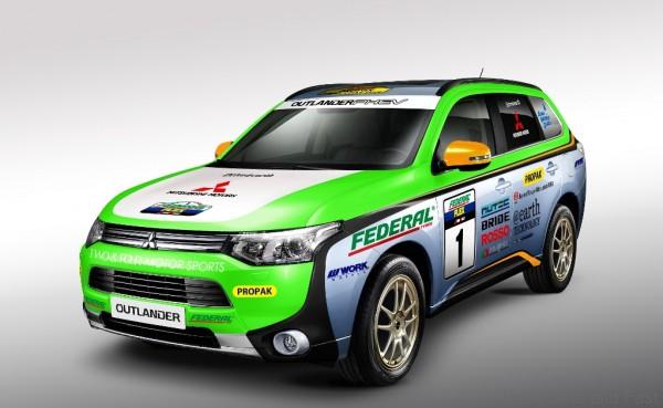 Mitsubishi Outlander rally1