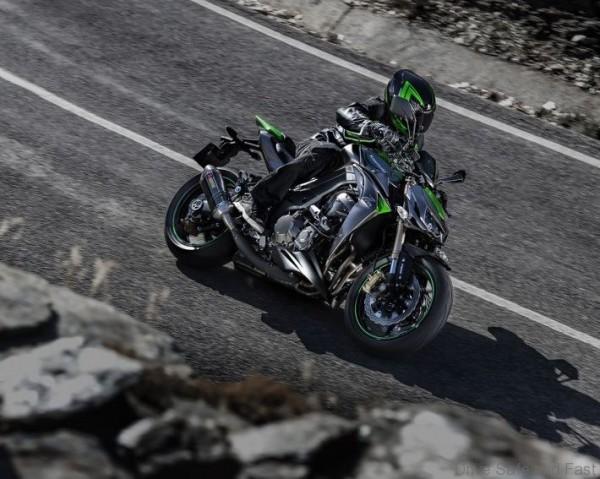 kawasaki-z1000-special-edition_2