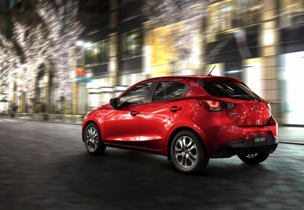 mazda2_3