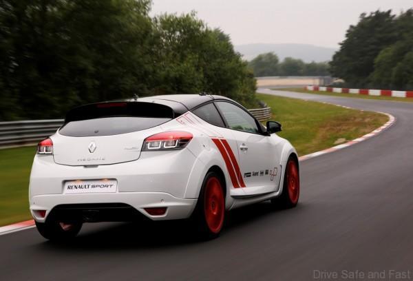 renault_megane_rs_275_trophy_r_3