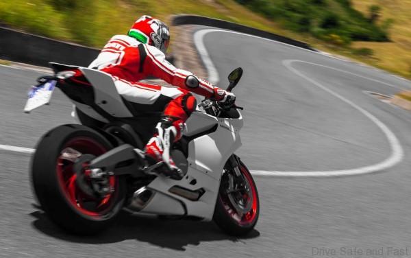 Ducati_899_Panigale_3