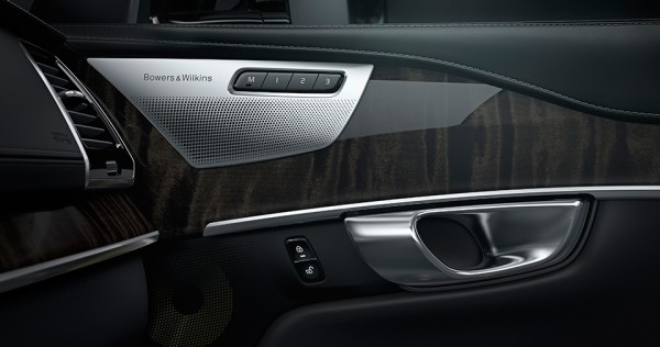 081 Interior detail