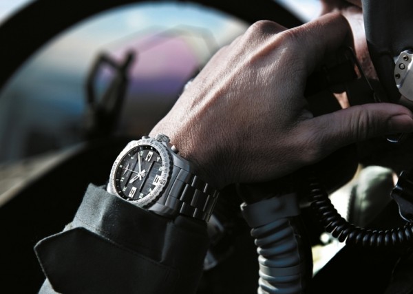 Breitling-B50-Cockpit1