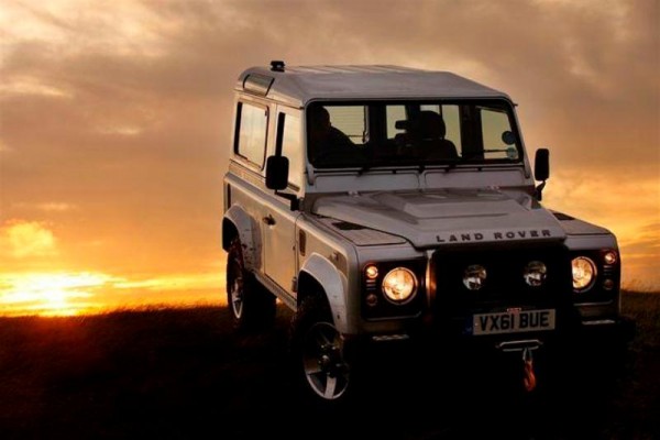 Land_Rover_Defender_11