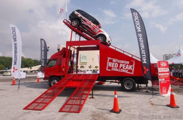 Mitsubishi Pajero Sport VGT showing off its capabilities on the giant obstacle ramp