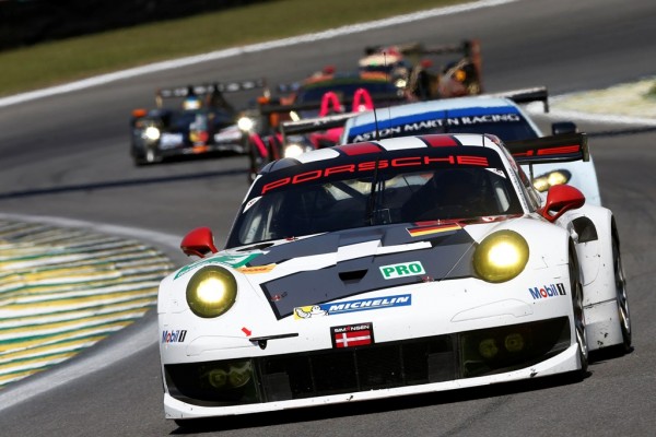 Porsche 911 RSR, Porsche AG Team Manthey: Joerg Bergmeister, Patrick Pilet