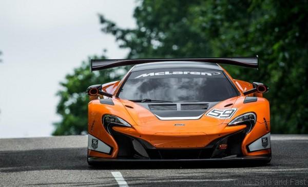 McLaren_650S_GT3_2