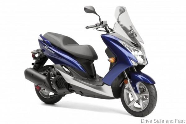 Yamaha SMax4