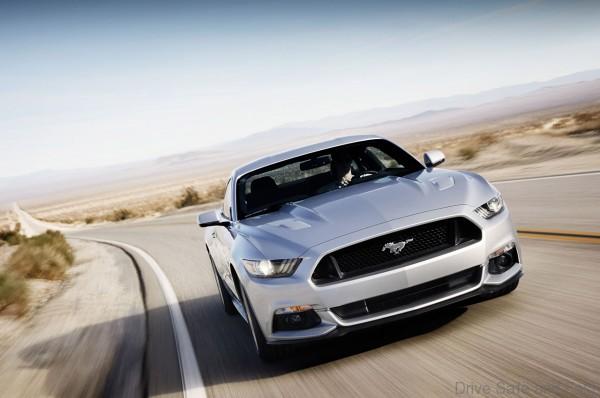 FORD-Mustang