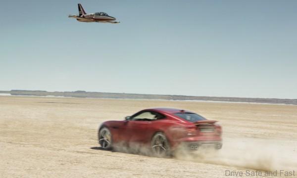 Jaguar_f-type_r_coupe_awd_6